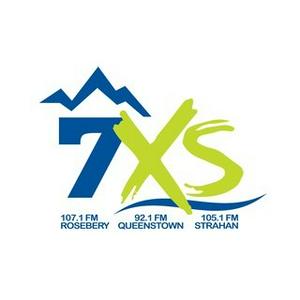 7XS FM